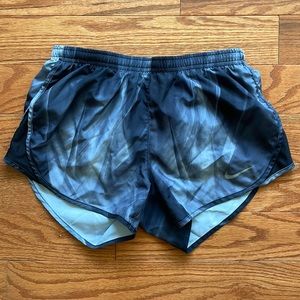Black and grey Nike shorts size XS